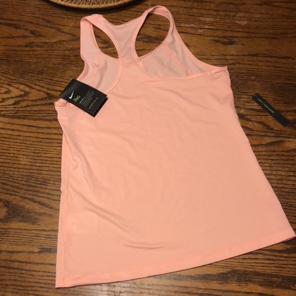 NWT Nike Pro slim fit tank - Picture 5 of 6